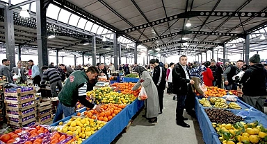 Merkezefendi de bugün semt pazarları kuruldu