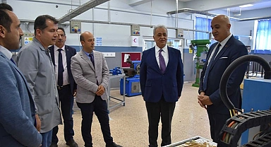 “MESLEĞİNİZE VE KAZANIMLARINIZA SAHİP ÇIKIN”