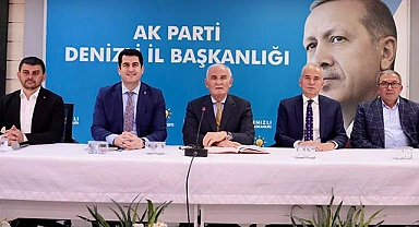 Ak Parti, istişare için toplandı