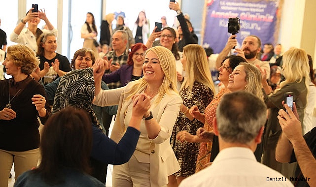 ALZHEİMER YAŞAM MERKEZİ’NDEKİ BÜYÜKLERİN ANNELER GÜNÜ KUTLANDI