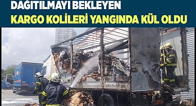 Dağıtılmayı bekleyen kargo kolileri yangında kül oldu