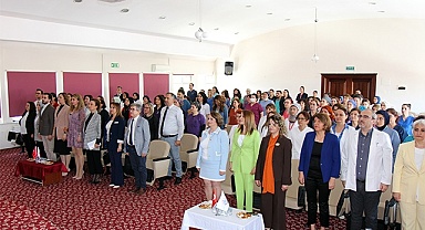 Denizli’de Hemşirelerimiz Geleceğimiz paneli düzenlendi