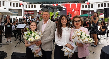 NEZİHE-DERYA BALTALI BİLİM VE SANAT MERKEZİ, ŞENLİK DÜZENLEDİ