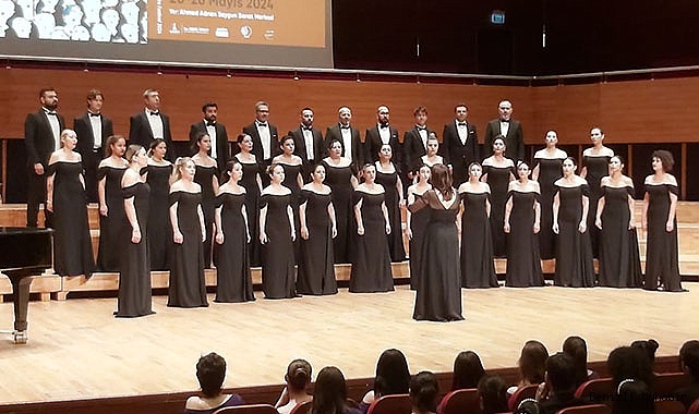 ÇOK SESLİ KORO, İZMİR VE ANKARA’DAN ÖDÜLLE DÖNDÜ