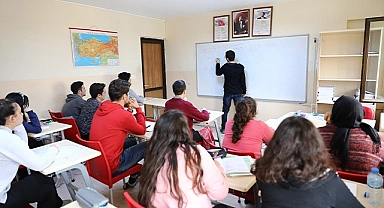 Büyükşehir’den ücretsiz YKS kursu