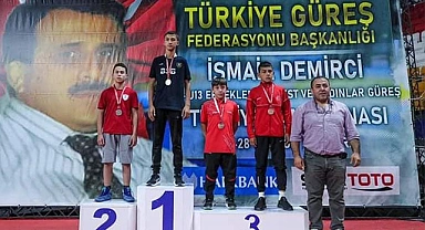 PAMUKKALE BELEDİYESPORLU PEHLİVAN TÜRKİYE ŞAMPİYONU