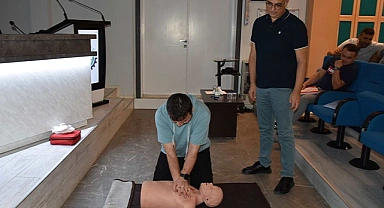 DOSTEM’DE TEMEL İLK YARDIM EĞİTİMİ TÜM HIZIYLA SÜRÜYOR