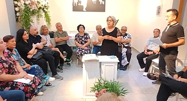 Sosyal ağlar üzerinden tanışan şairler Denizli’de buluştu.