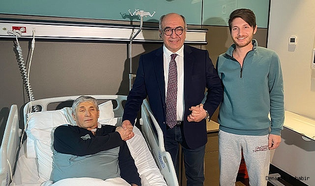 TÜRKİYE’DE İLK ROBOTİK KARACİĞER DONÖR AMELİYATI GERÇEKLEŞTİRİLDİ!