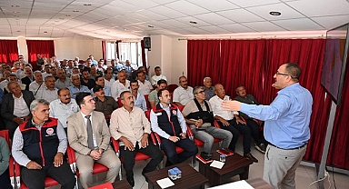 İl Tarım Müdürü ÇINAR, Yeni Destekleme Modelini Tavas’ta anlattı.
