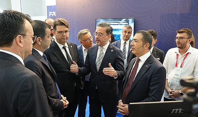 BAŞKAN KASAPOĞLU FUARDA DENİZLİLİ FİRMALARI YALNIZ BIRAKMADI