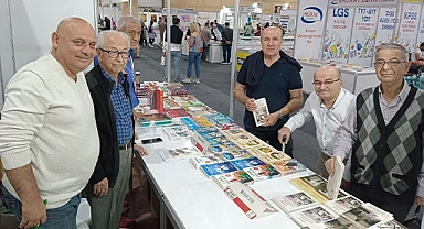 Siyasetçi -Yazar Şevik, kitapseverlerle buluştu
