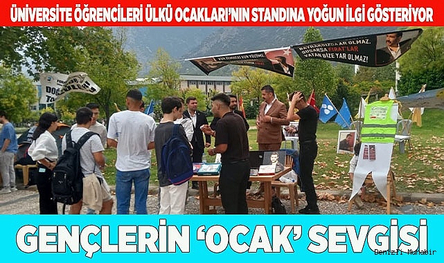 ÜNİVERSİTE ÖĞRENCİLERİ ÜLKÜ OCAKLARI’NIN STANDINA YOĞUN İLGİ GÖSTERİYOR