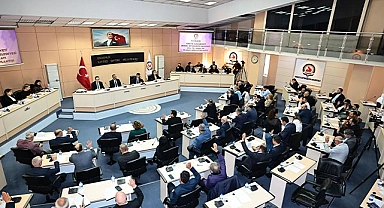 Büyükşehir ve DESKİ 2025 yılı bütçesi kabul edildi