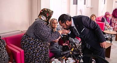 BAŞKAN YILMAZ'DAN, HUZUREVİ ZİYARETİ