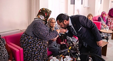 BAŞKAN YILMAZ'DAN, HUZUREVİ ZİYARETİ