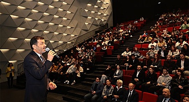 Gençlik Meclisi’nde demokrasi şöleni