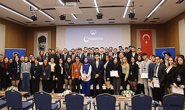 Hukuk Öğrencileri “Türkiye’nin Deniz İklimi Stratejisinde Gençlerin Rolü” Projesi Ulusal Zirvesi’ne Katıldı