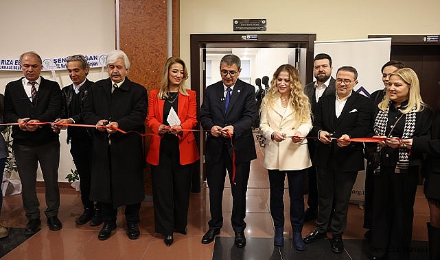 Rektör Kutluhan Giysi ve Tekstil Atölyesi’nin açılışını yaptı