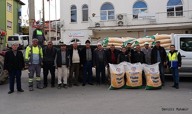 ÜRETİCİDEN ALINAN MISIR VE ARPA, ÜRETİCİYE YEM OLARAK DAĞITILIYOR