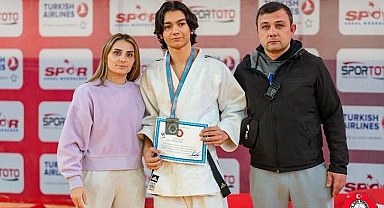 JUDODA NAZİFHAN ÖZEN TÜRKİYE İKİNCİSİ