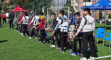 OKÇULAR AÇIK HAVADA YARIŞTI