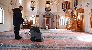 PAMUKKALE’DE CAMİLER RAMAZAN AYINA HAZIRLANIYOR
