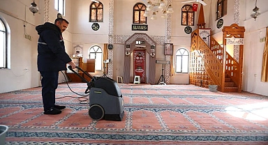 PAMUKKALE’DE CAMİLER RAMAZAN AYINA HAZIRLANIYOR