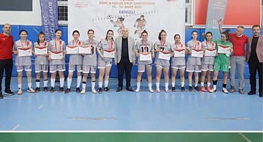 FUTSALDA YARI FİNALİSTLER BELLİ OLDU