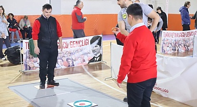 KROMOZOMLARI DEĞİL SKORLARI SAYDILAR