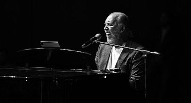 MERKEZEFENDİ'DE FATİH ERKOÇ'TAN UNUTULMAZ RAMAZAN KONSERİ