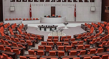 AYM iptal etti, AKP Meclis'e getiriyor!