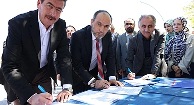 Rektör Prof. Dr. Güngör’den  Anayasa Değişsin İmza Kampanyasına Destek