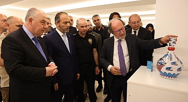 Duayen Çini Sanatçısı Dr. Mehmet Gürsoy PAÜ'nün Konuğu Oldu