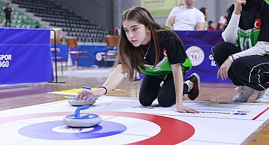 FLOOR CURLİNG TÜRKİYE ŞAMPİYONASI HEYECANI DENİZLİ’DE YAŞANDI