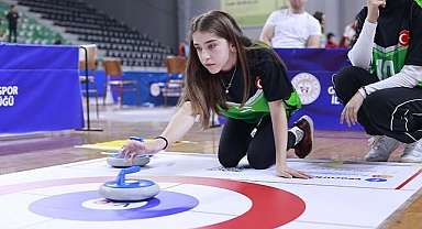 FLOOR CURLİNG TÜRKİYE ŞAMPİYONASI HEYECANI DENİZLİ’DE YAŞANDI