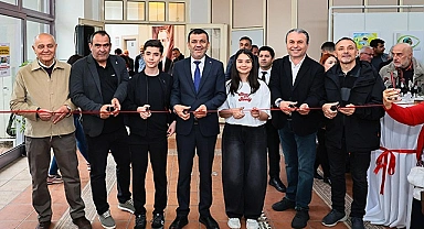 Karikatürlerle suya ve çevreye dikkat çektiler