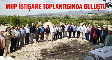MHP İSTİŞARE TOPLANTISINA KATILIM YOĞUN OLDU