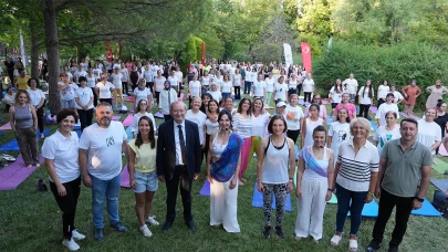 Dünya Yoga Günü etkinliğine yoğun ilgi