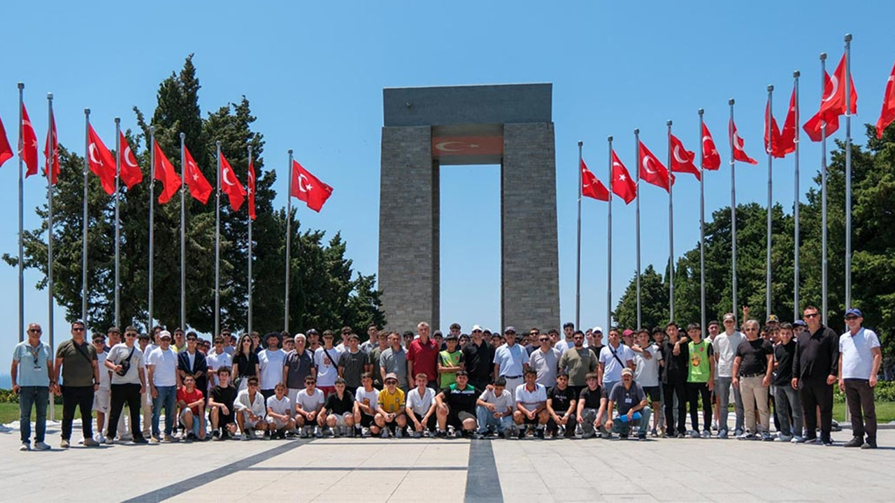 FİNALİSTLER ÇANAKKALE GEZİSİ’NE KATILDI