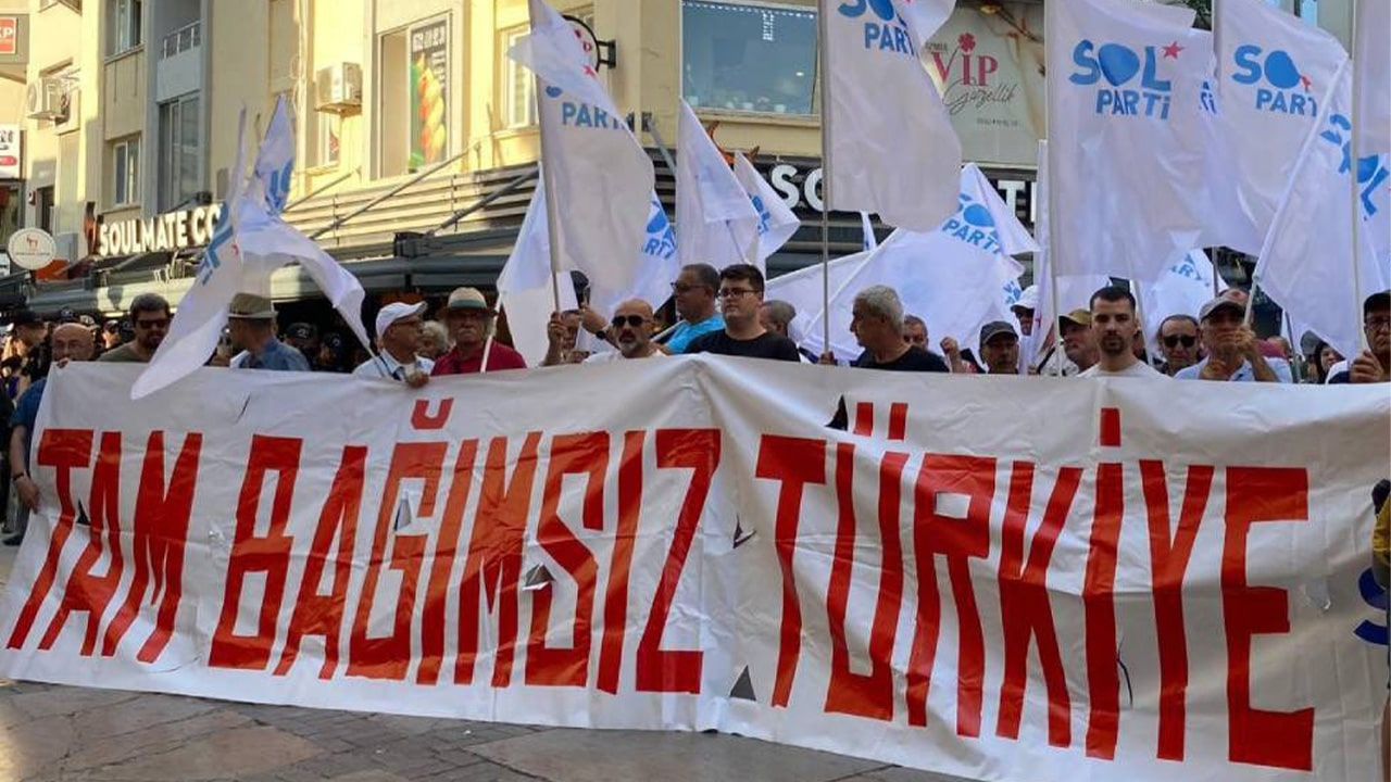 Siyonizme ve emperyalizme geçit yok