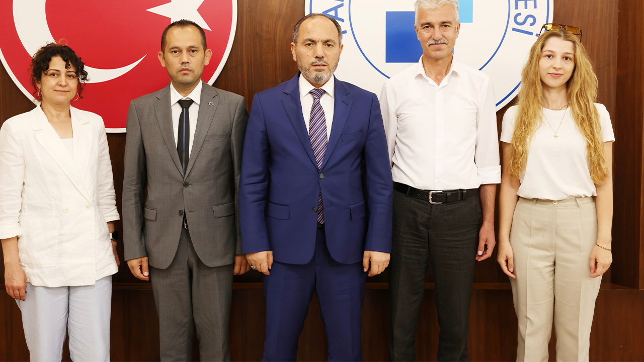 PAÜ’den öğrencilere iş garantili eğitim