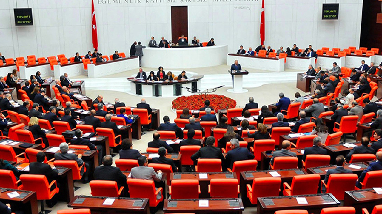 DENİZLİ MİLLETVEKİLLERİ LİSTEDE YOK