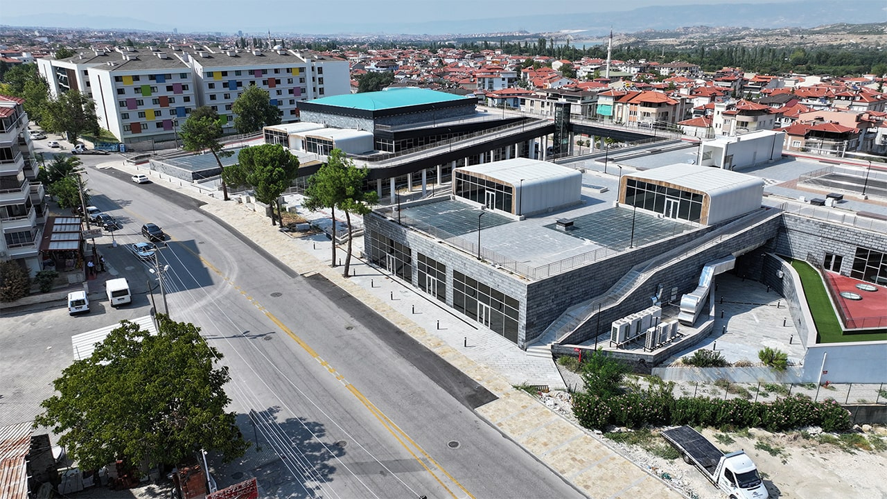 Gençlik Merkezi'ndeki Ticari Alanlar İhaleye Çıkıyor