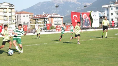 Büyükşehir’den 30 Ağustos’a özel futbol ve basketbol şöleni