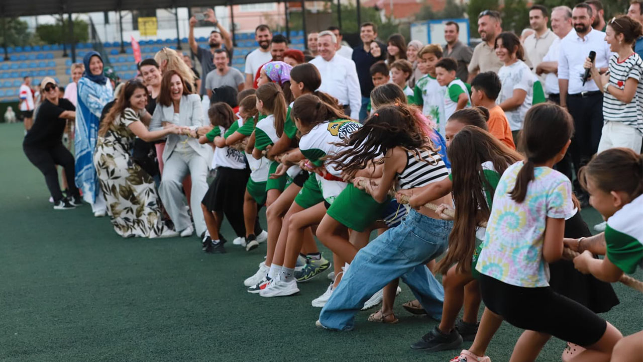 MERKEZEFENDİ’DE AİLELER SPOR FESTİVALİNDE BULUŞTU