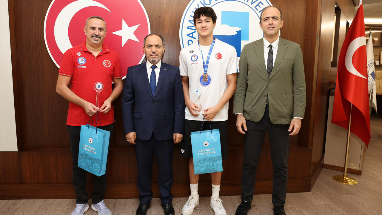 PAÜ’lü Milli sporcu'dan Rektör Güngör’e Ziyaret