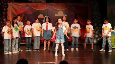 TİYATRO  KURSU VE KURSİYER OYUNCU SEÇMELERİ BAŞLADI