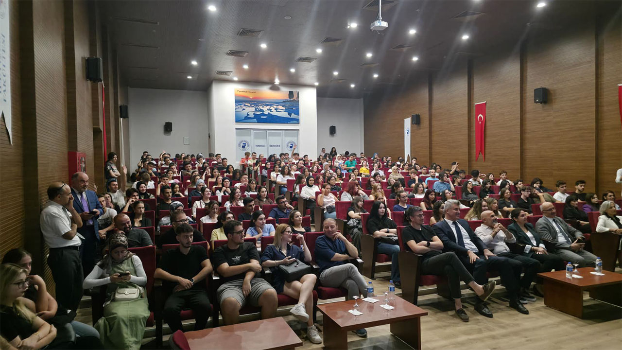 PAÜ, Oryantasyon Haftası Etkinlikleri Başladı