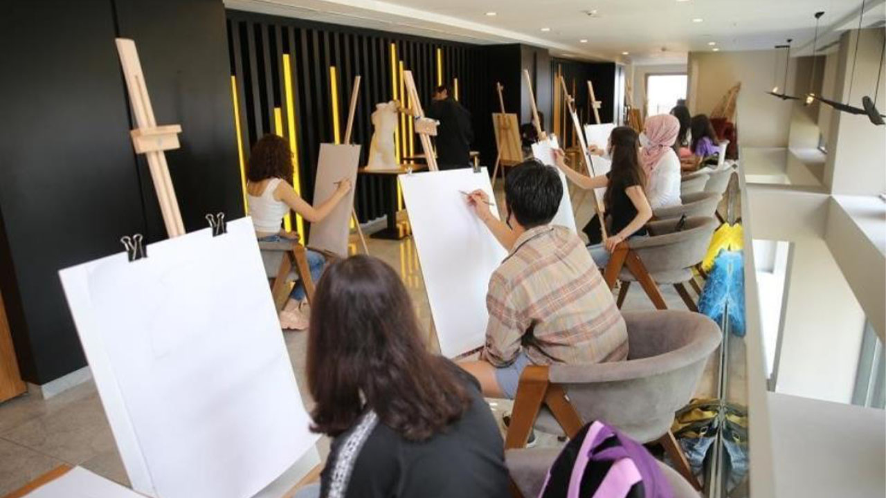 GENÇLİK VE YAŞAM MERKEZİ’NDE KURS KAYITLARI BAŞLADI